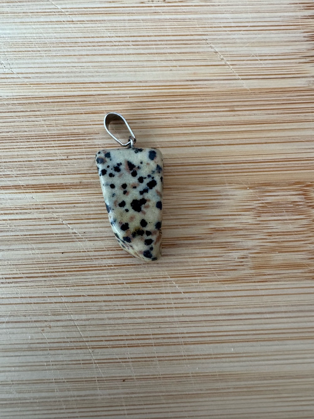 Gemstone pendent